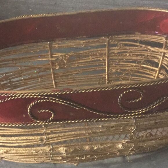 Red scroll Christmas basket rustic natural gift basket woven - Picture 4 of 8